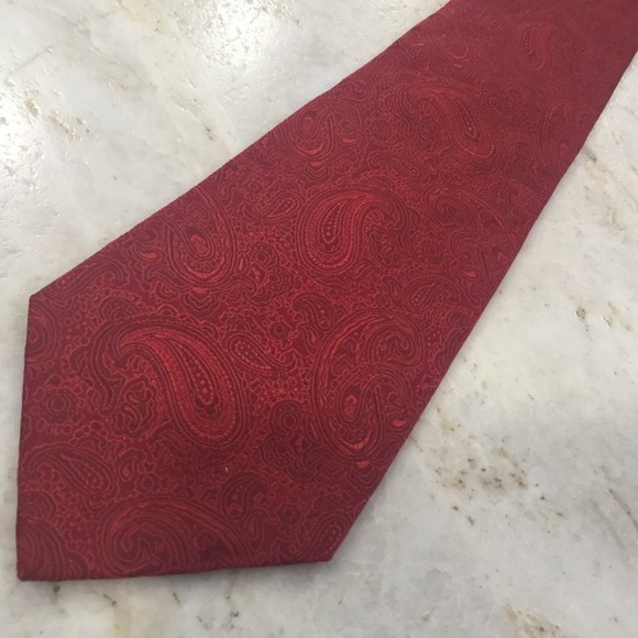 TASSO ELBA RED PAISLEY SILK TIE - Picture 1 of 12